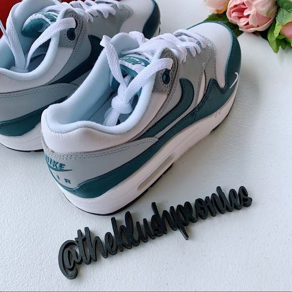 Nike Air Max 1 - Picture 7 of 9